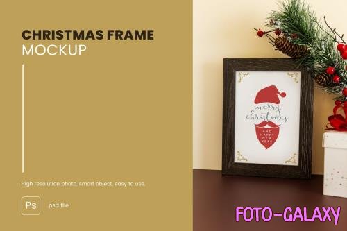 Christmas Frame Mockup - LTUNAAK