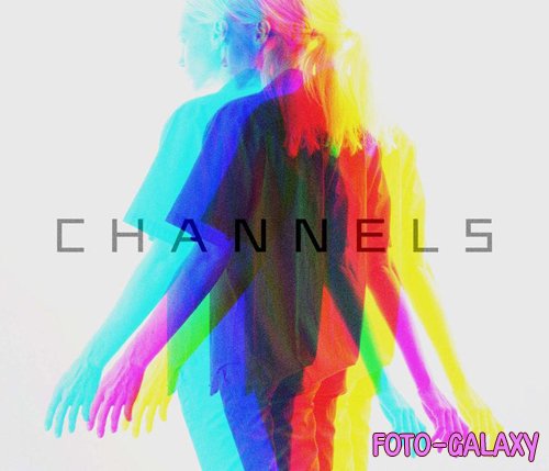 RGB Channels Anaglyph VHS Photoshop Effect